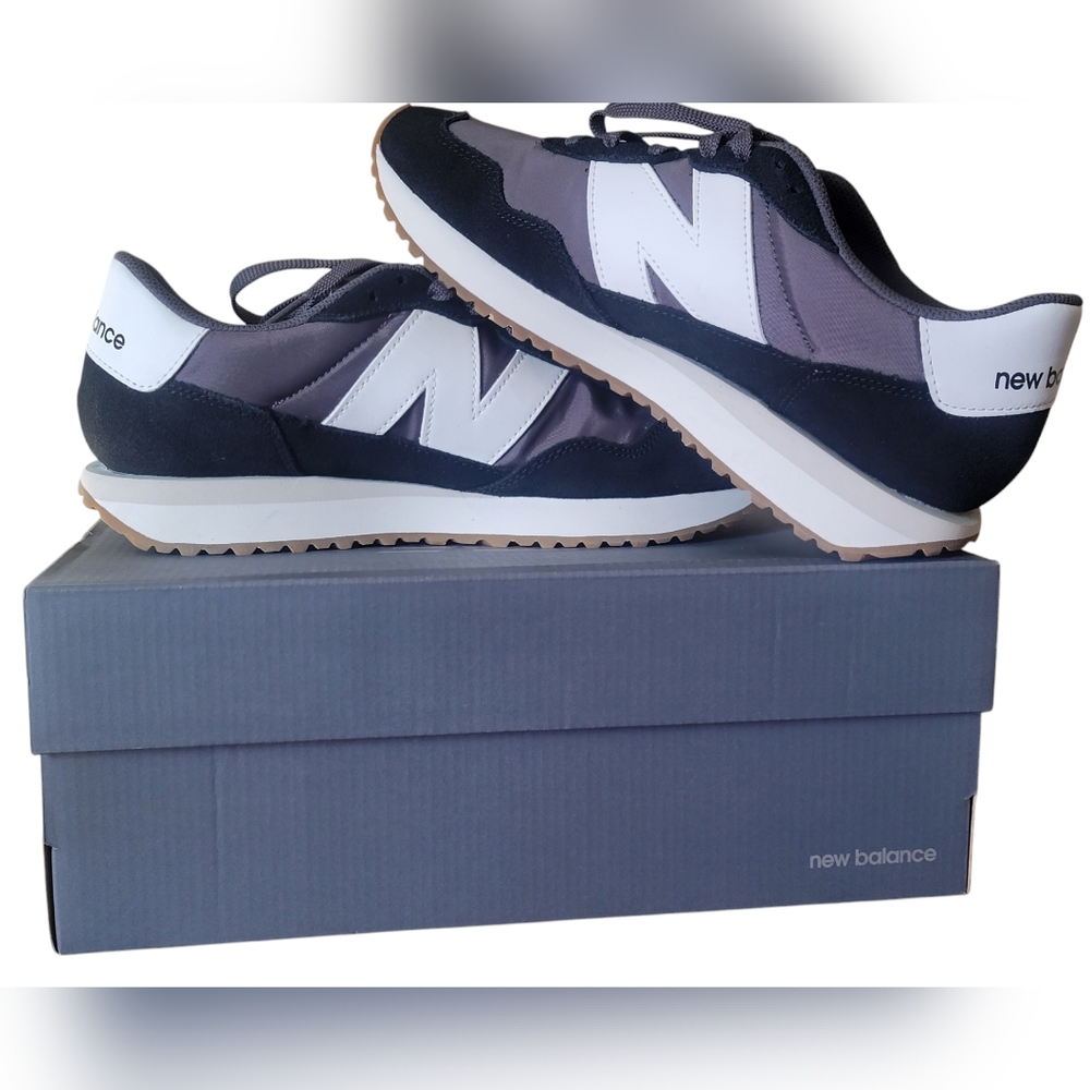 NEW BALANCE Black & Gray 237  Nylon Suede SNEAKERS Athletic SHOES  11.5